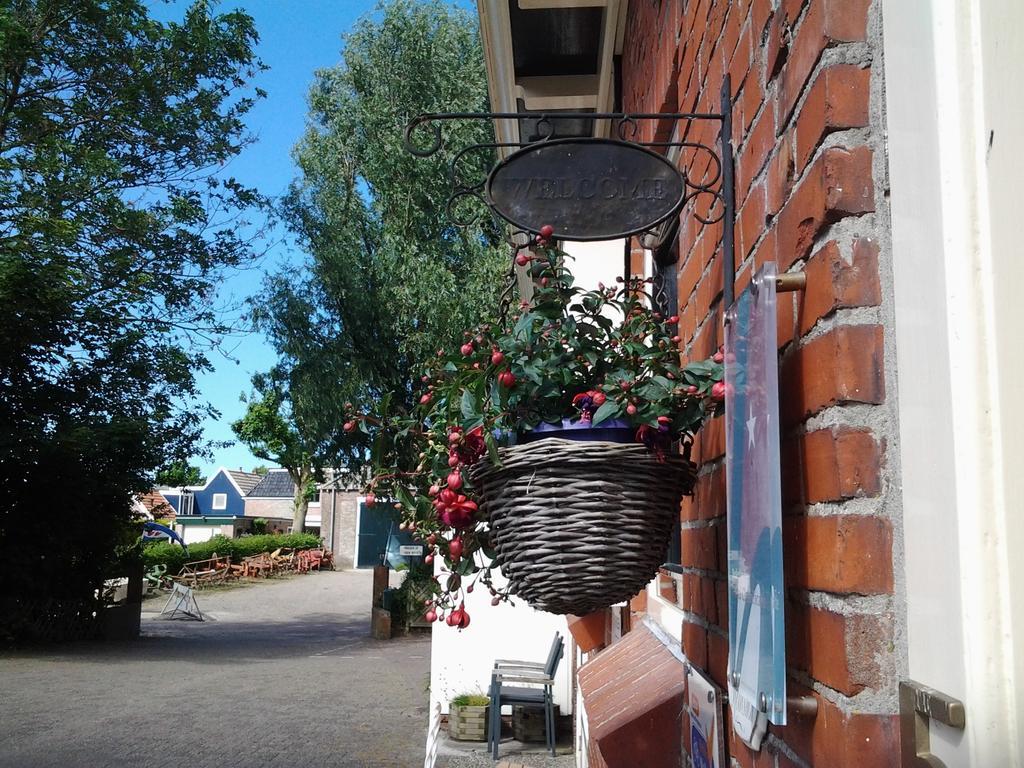 Moddergat Bed & Breakfast Meinsma מראה חיצוני תמונה