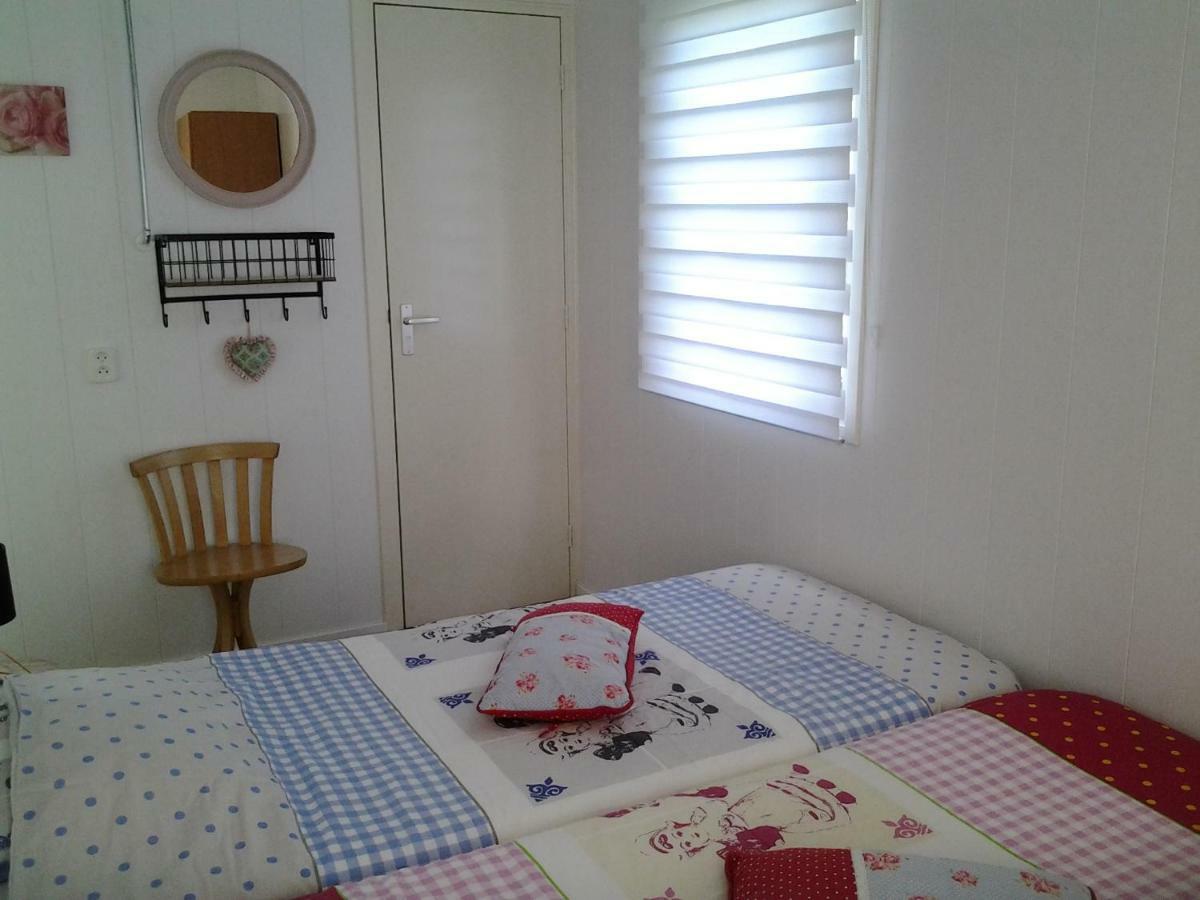 Moddergat Bed & Breakfast Meinsma מראה חיצוני תמונה